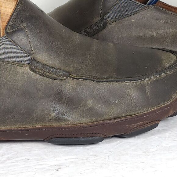 OluKai Men's Moloa US 10,5 Brown Leather Flats Loafer Slippers Shoes - Picture 10 of 14